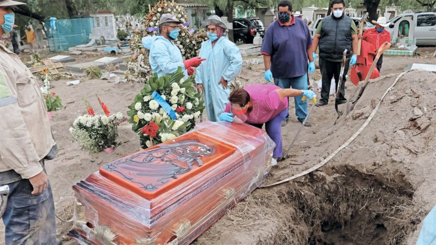 Confirma Inegi que en 2020 murieron más de 195 mil personas de Covid-19 en México