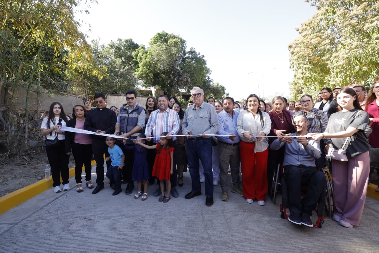 Más obras viales y de salud para Badiraguato