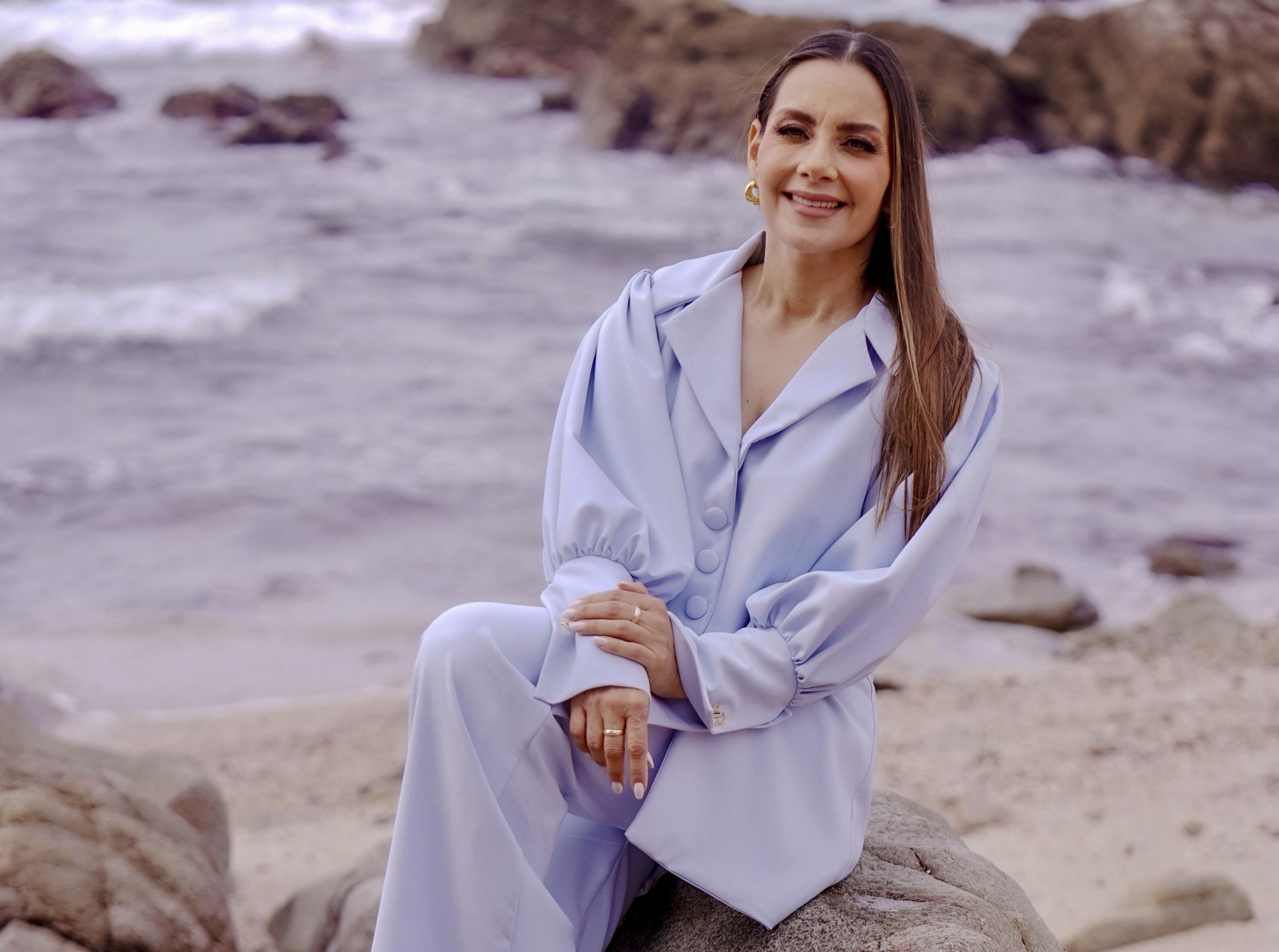 Karina Dueñas, Reina de Plata de los Juegos Florales