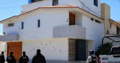Confirmado: balean vivienda vinculada a Rocha Moya en Culiacán; ataque ocurre tras golpe federal a estructura del “Mayito Flaco” Confirmado: balean vivienda vinculada a Rocha Moya en Culiacán; ataque ocurre tras golpe federal a estructura del “Mayito Flaco”