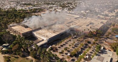 Fiscalía difunde lista preliminar de personas lesionadas tras incendio en plaza de Los Mochis