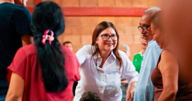 Imelda Castro pide cerrar filas en Choix rumbo a la encuesta de Morena Imelda Castro pide cerrar filas en Choix rumbo a la encuesta de Morena