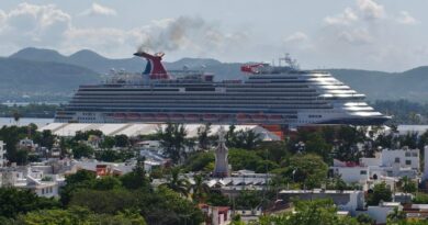 Crucero con casi 4,800 pasajeros refuerza la economía de Mazatlán