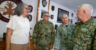 Reforzarán policías locales en los 20 municipios de Sinaloa donde operan ya más de 20 mil elementos federales Reforzarán policías locales en los 20 municipios de Sinaloa donde operan ya más de 20 mil elementos federales