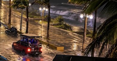 Noche de tormentas: el monzón mantiene en alerta a Mazatlán Noche de tormentas: el monzón mantiene en alerta a Mazatlán