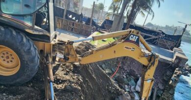Mazatlán repara socavón del malecón sin presentar dictamen sobre la infraestructura costera Mazatlán repara socavón del malecón sin presentar dictamen sobre la infraestructura costera